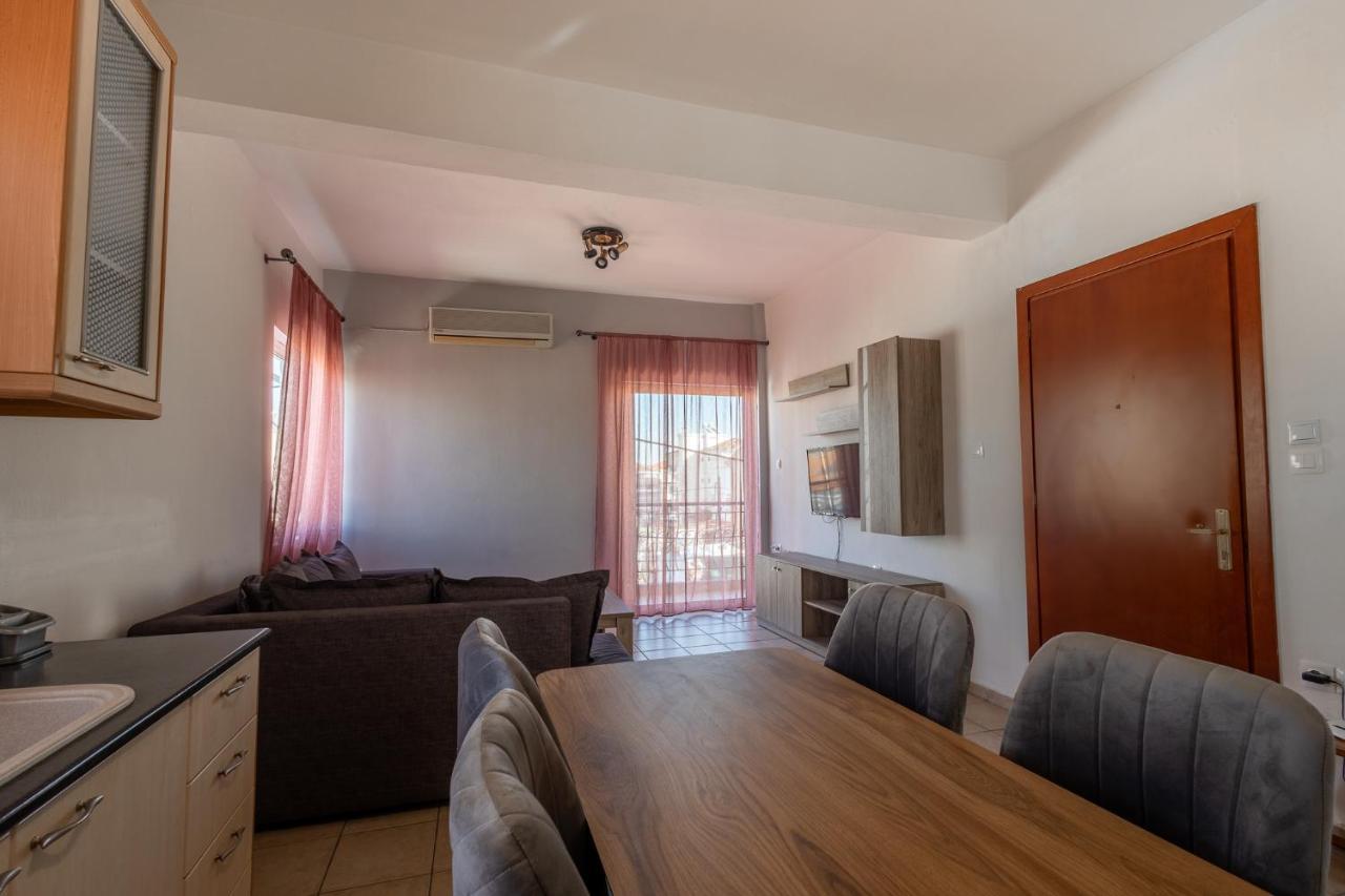 Deluxe Apartment La Larissa Exteriör bild