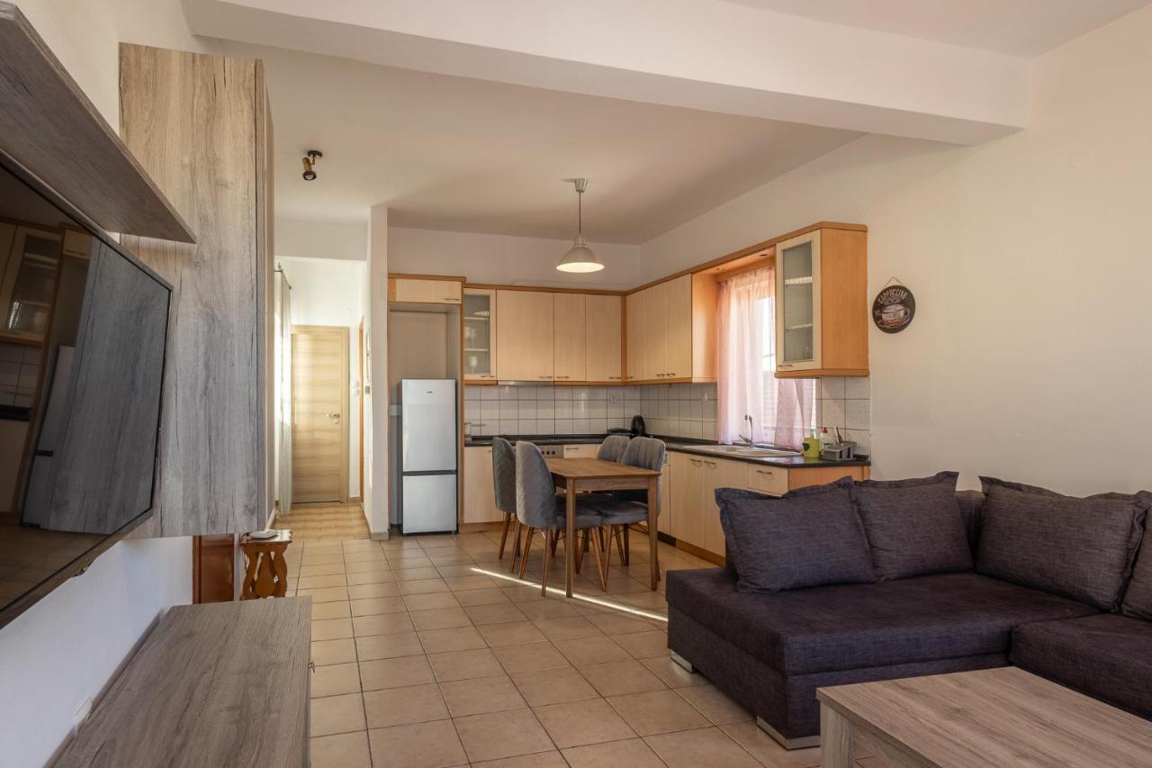 Deluxe Apartment La Larissa Exteriör bild