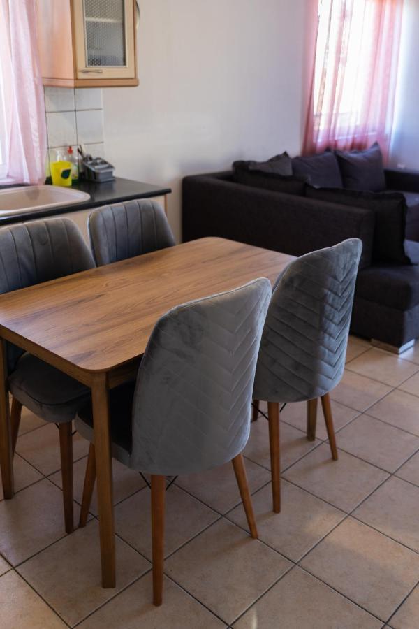 Deluxe Apartment La Larissa Exteriör bild